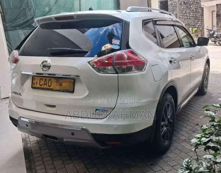 Nissan X-Trail 2015 SUV (Used)
