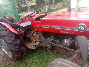 Massey-Ferguson 135 1985 Tractor (Used)