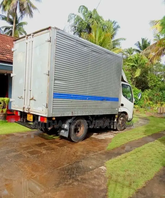 Toyota Dyna 2006 Lorry (Used)