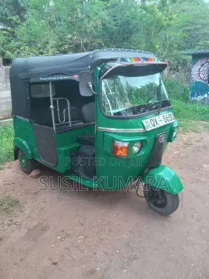 Bajaj 4 Stroke 2010 Three Wheel (Used)
