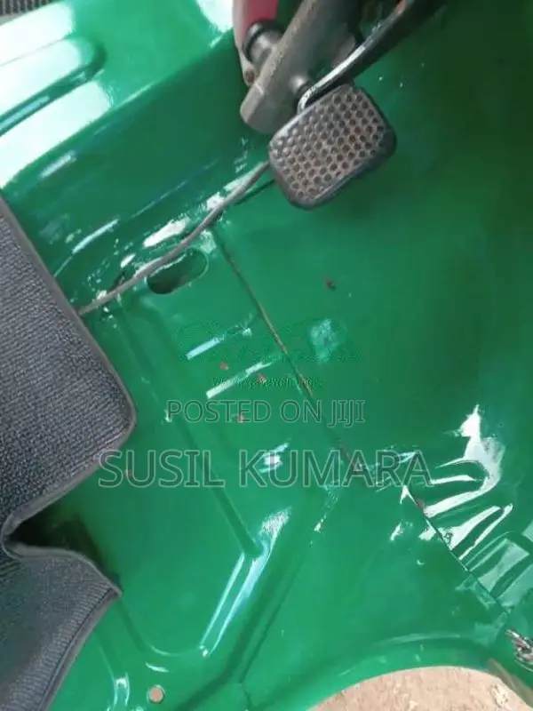 Bajaj 4 Stroke 2010 Three Wheel (Used)