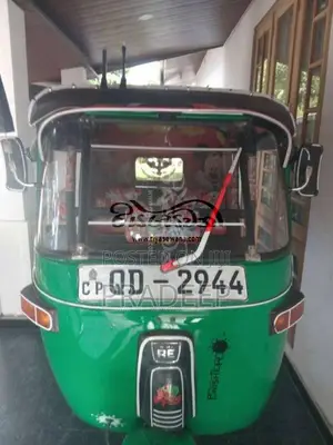 Bajaj 2 Stroke 2010 Three Wheel (Used)