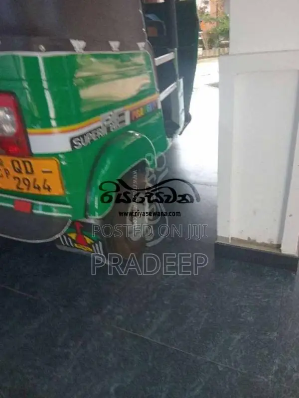 Bajaj 2 Stroke 2010 Three Wheel (Used)