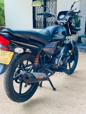 Bajaj Platina 2009 Motorbike (Used)