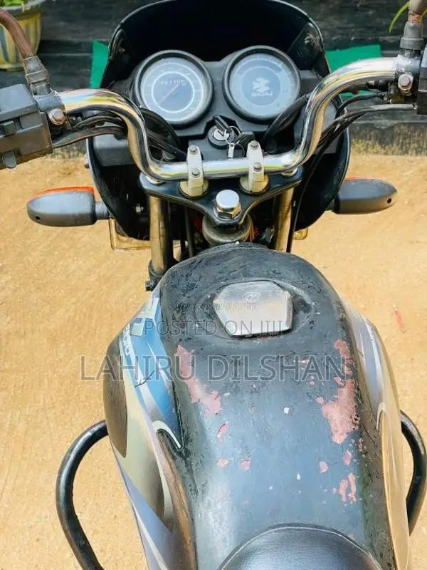 Bajaj Platina 2009 Motorbike (Used)