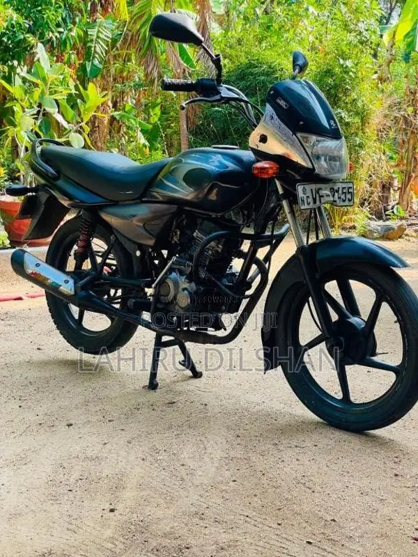 Bajaj Platina 2009 Motorbike (Used)