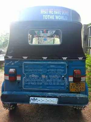 Bajaj RE 2 Stroke 2005 Three Wheel (Used)
