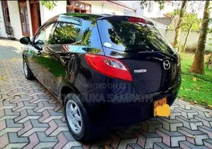 Mazda Demio 2009 Car (Used)