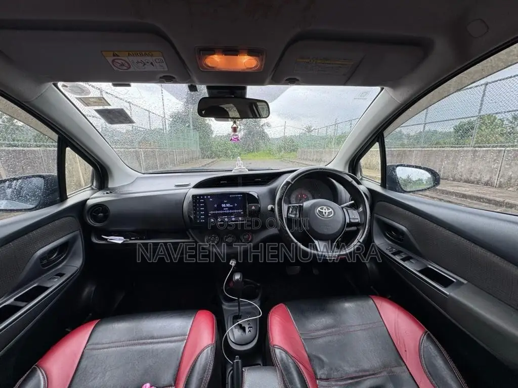 Toyota Vitz 2017 Car (Used)