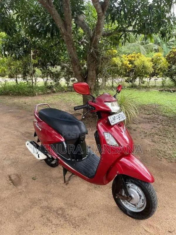 Hero Pleasure 2012 Motorbike (Used)