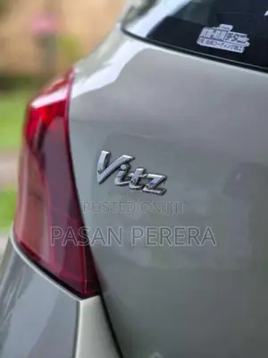 Toyota Vitz 2007 Car (Used)