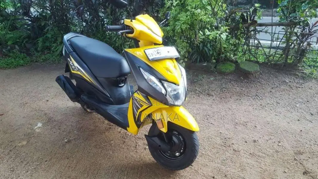 Honda Dio 2018 Motorbike (Used)