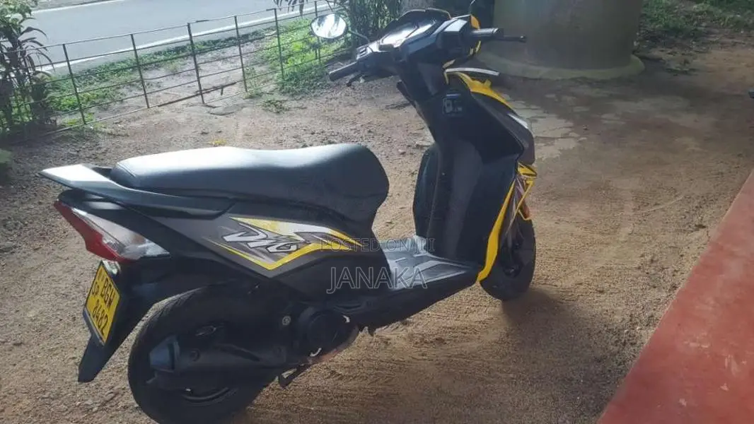 Honda Dio 2018 Motorbike (Used)