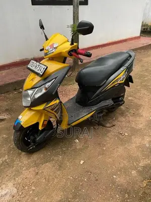Honda Dio 2017 Motorbike (Used)