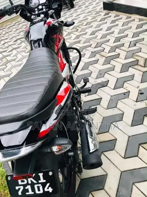 Bajaj Discovere 2025 Motorbike (Used)