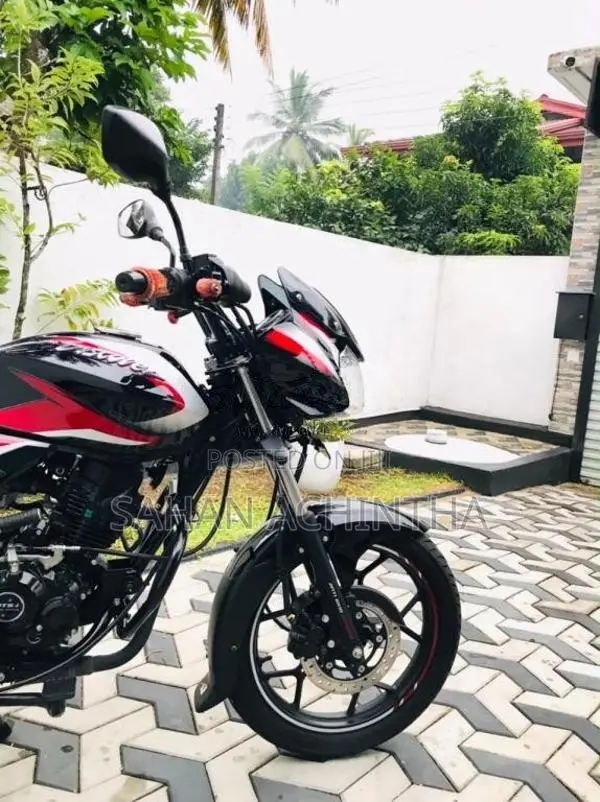 Bajaj Discovere 2025 Motorbike (Used)