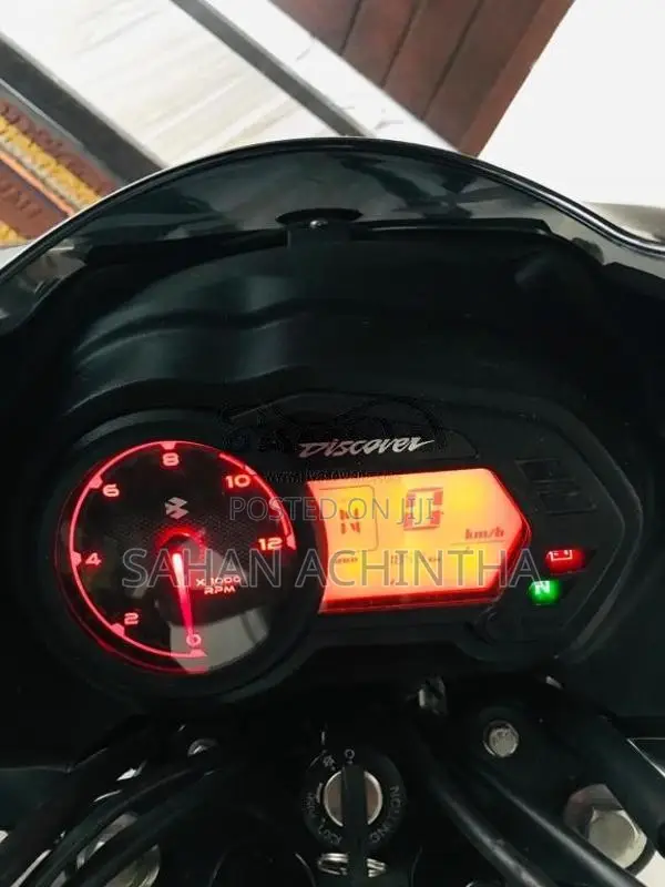 Bajaj Discovere 2025 Motorbike (Used)