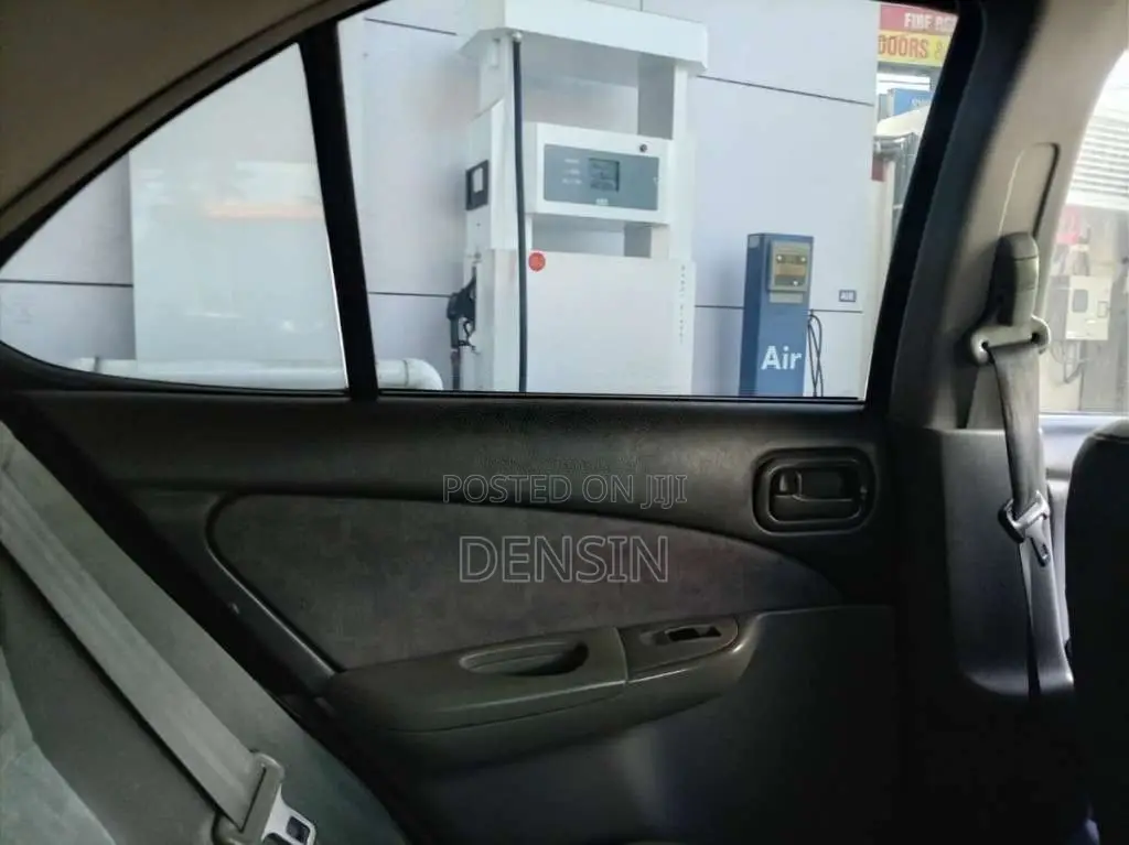Nissan FB15 2000 Car (Used)