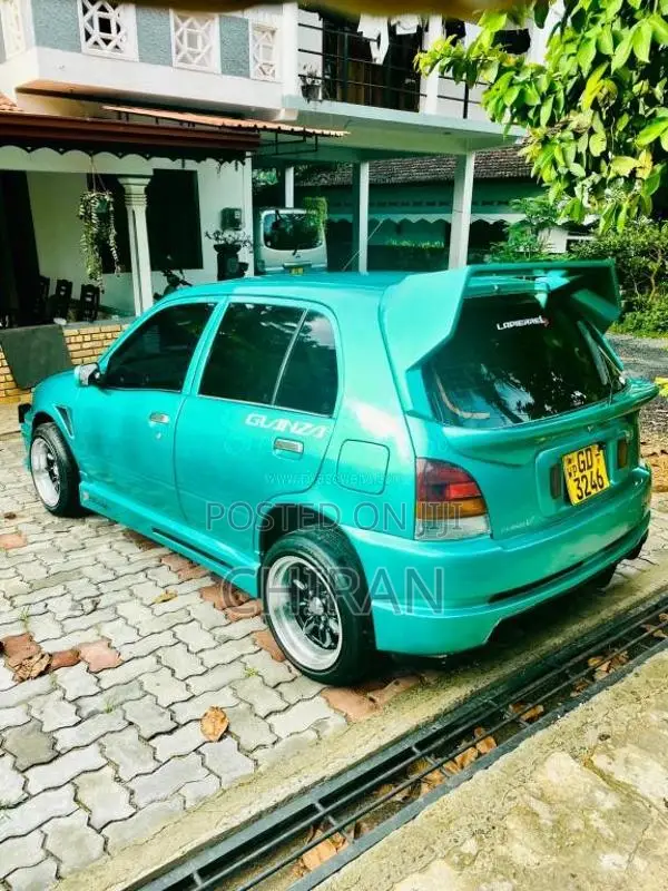 Toyota Starlet 2000 Car (Used)
