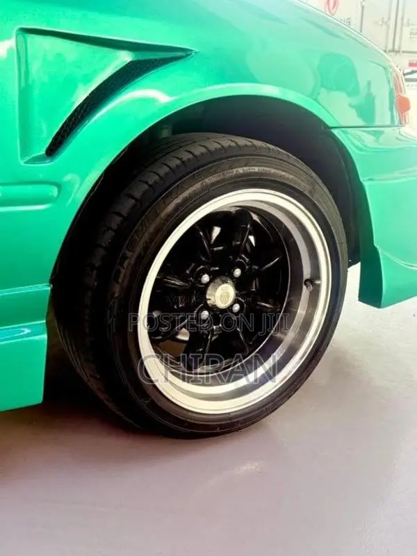 Toyota Starlet 2000 Car (Used)