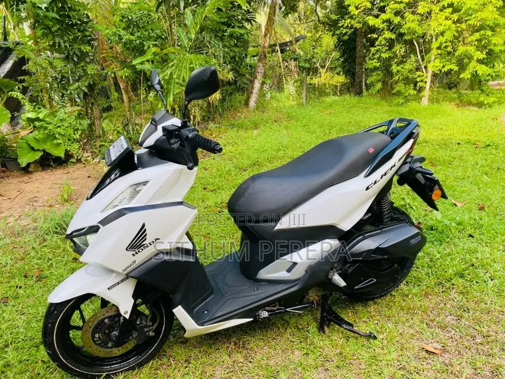 Senaro Click 150i 2025 Motorbike (Used)