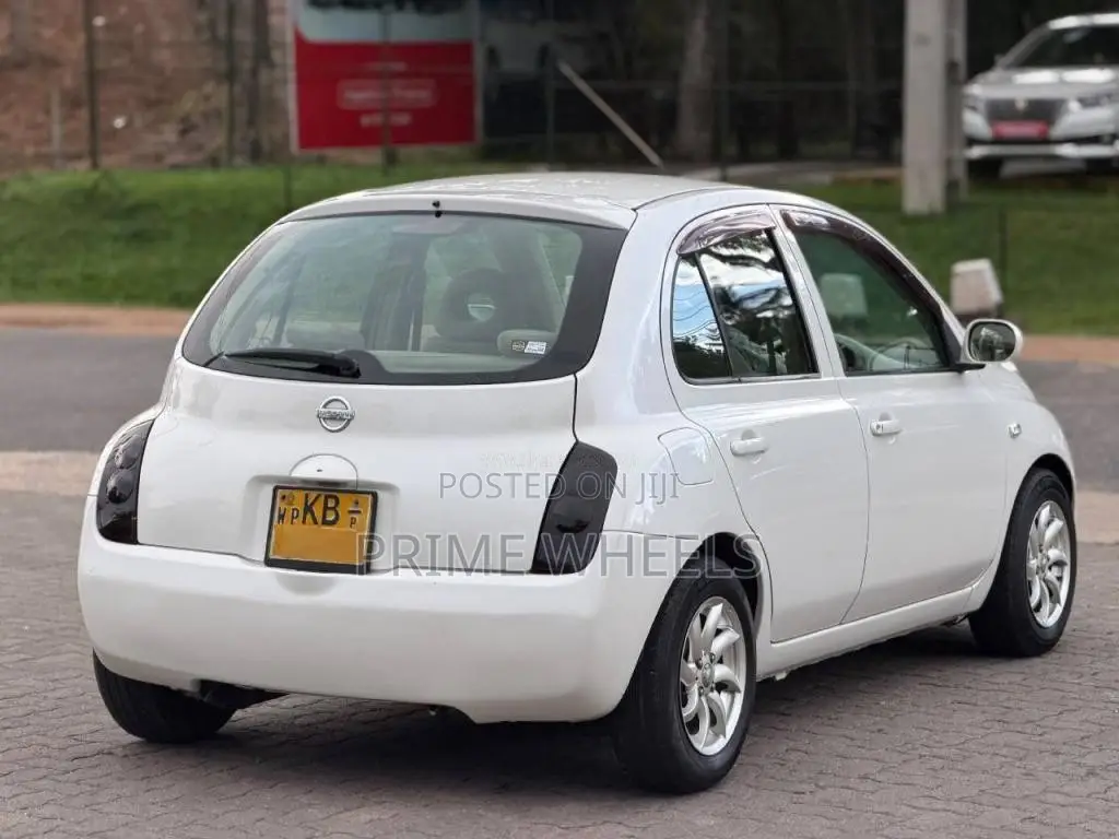 Nissan March AK12 2002 Car (Used)