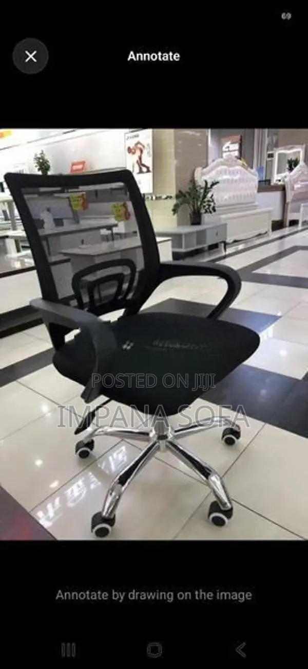 IMPANA OFFICE MESH MB BOSS CHAIR