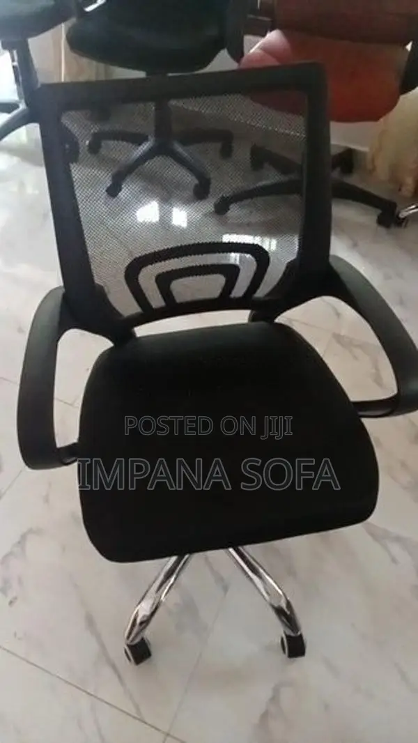 IMPANA OFFICE MESH MB BOSS CHAIR