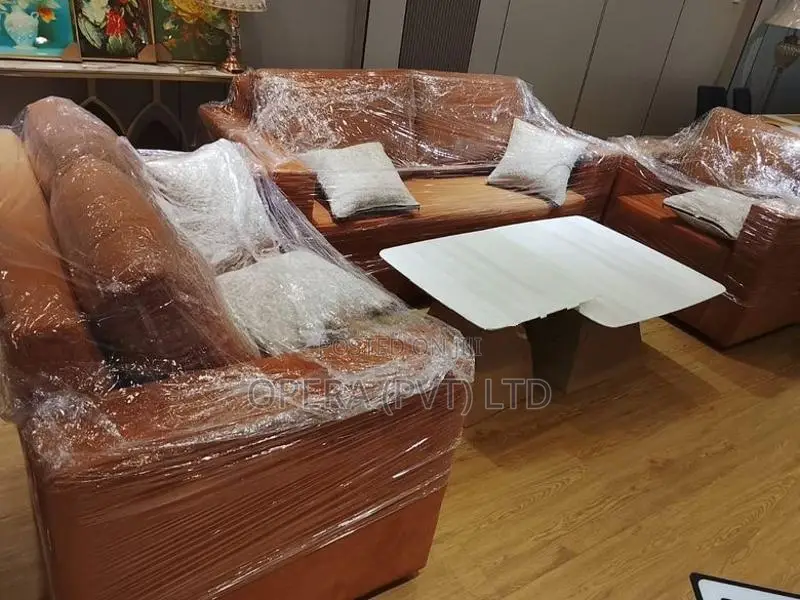 සුඛෝපභෝගී Sofa Set එකක් — ඔබේ නිවසට නව පෙනුමක්!