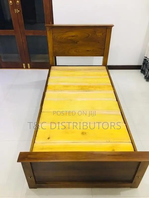 6*3 Teak Bed