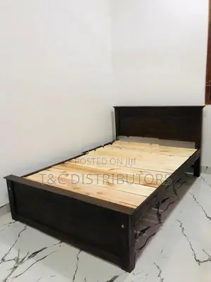 6*4 Teak Bed