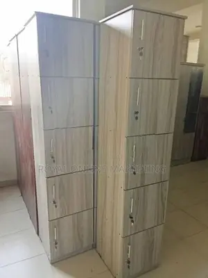 Modern 4 Door Locker Set (IC-2)