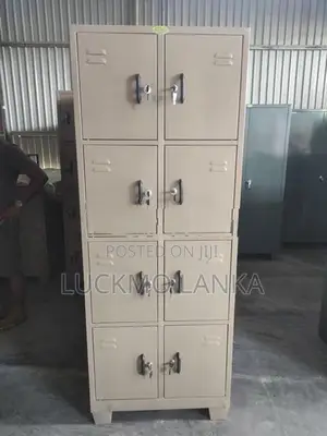 New Steel Unit 8 Locker Set (Mmm8)