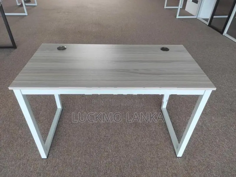 New 4x2 Size Computer Table (Mmm9)