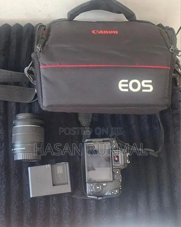 Canon EOS 200D Dslr