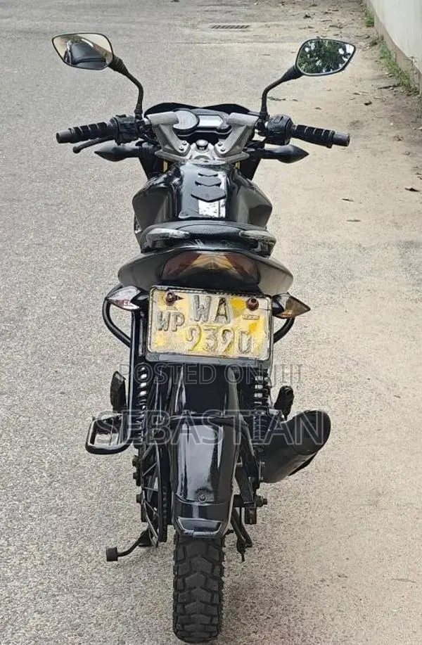 Bajaj Pulsar 2011 Motorbike (Used)