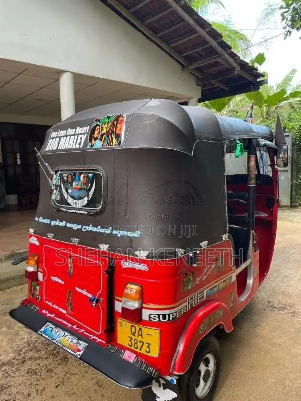 Bajaj RE 2005 Three Wheel (Used)