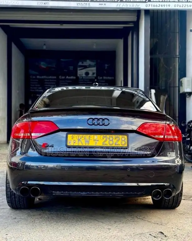 Audi A4 2012 Car (Used)