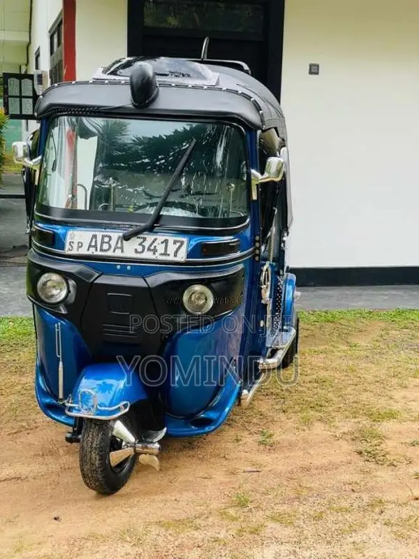 Bajaj RE 205 2015 Three Wheel (Used)