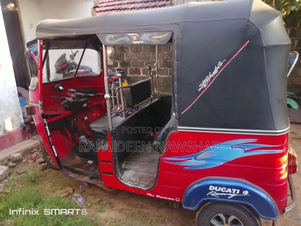 Bajaj 2 Stroke 1999 Three Wheel (Used)