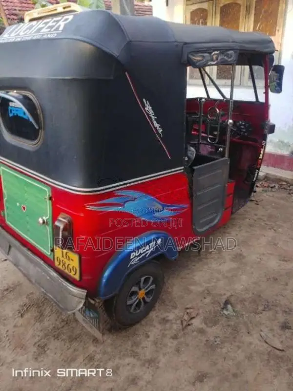 Bajaj 2 Stroke 1999 Three Wheel (Used)