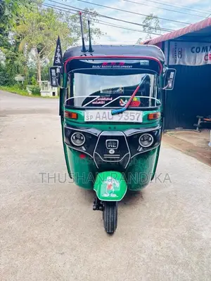 Bajaj RE 4 Stroke 2014 Three Wheel (Used)