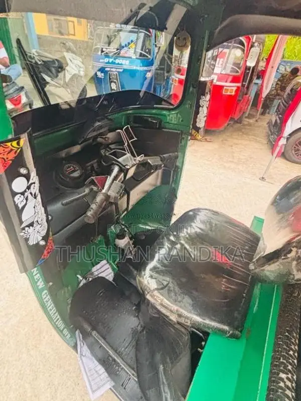 Bajaj RE 4 Stroke 2014 Three Wheel (Used)