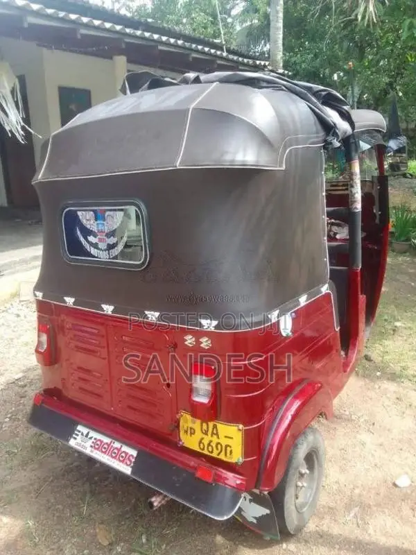 Bajaj 2 Stroke 2005 Three Wheel (Used)