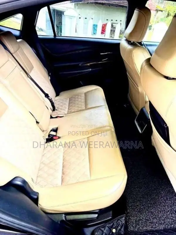 Toyota Harrier 2015 SUV (Used)