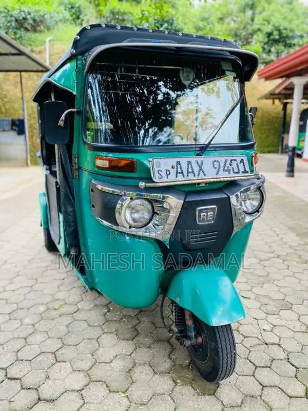 Bajaj 4 stroke 2015 Three Wheel (Used)