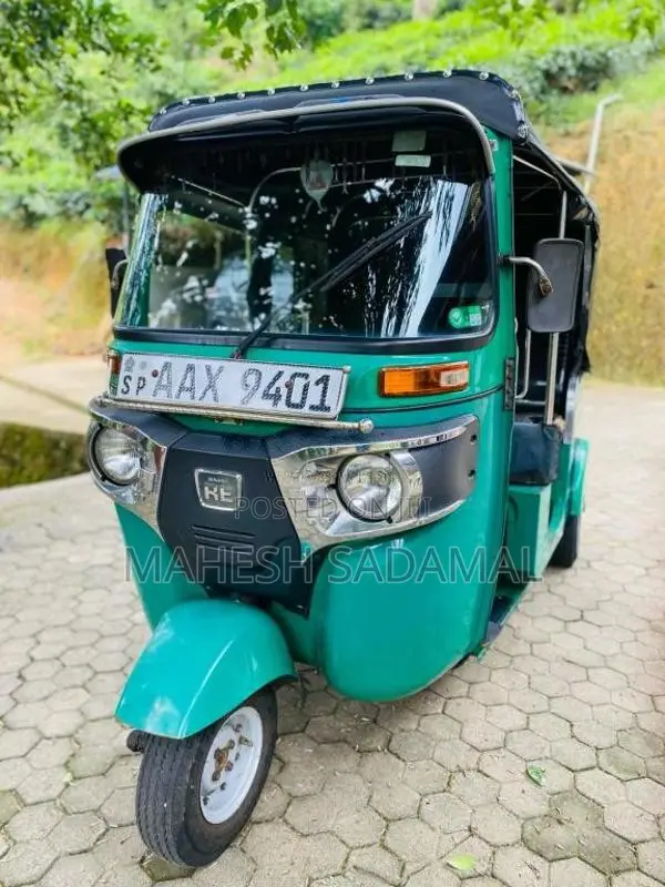 Bajaj 4 stroke 2015 Three Wheel (Used)