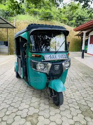 Bajaj 4 stroke 2015 Three Wheel (Used)