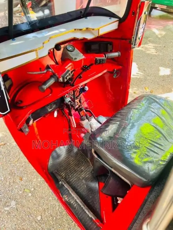 Bajaj RE 4 Stroke 2008 Three Wheel (Used)