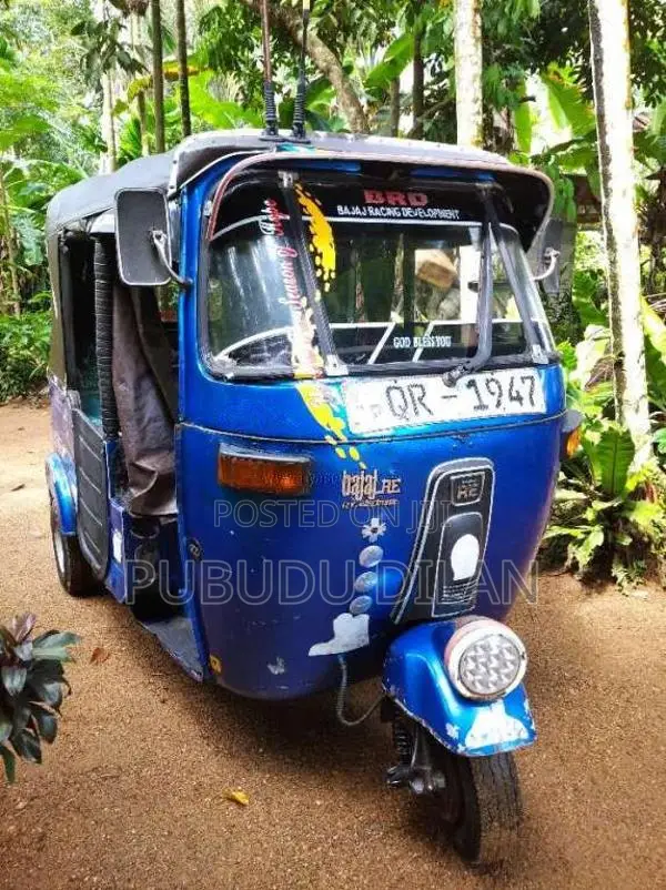 Bajaj 4 Stroke 2008 Three Wheel (Used)